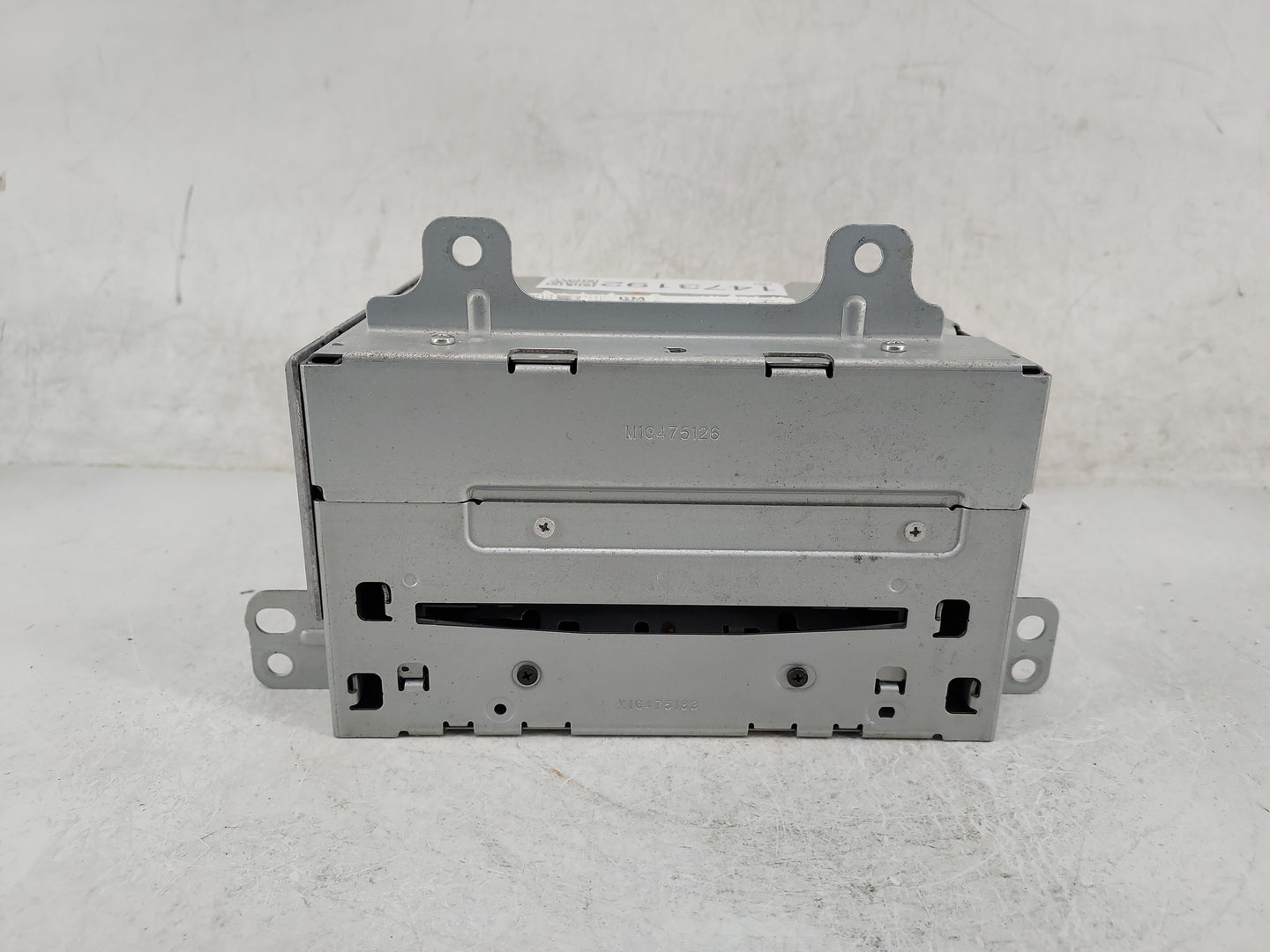 2010 Gmc Terrain Radio AM FM Cd Player Receiver Replacement P/N:20854719 P208547 Fits Fits 2011 OEM Used Auto Parts - Oemuse
