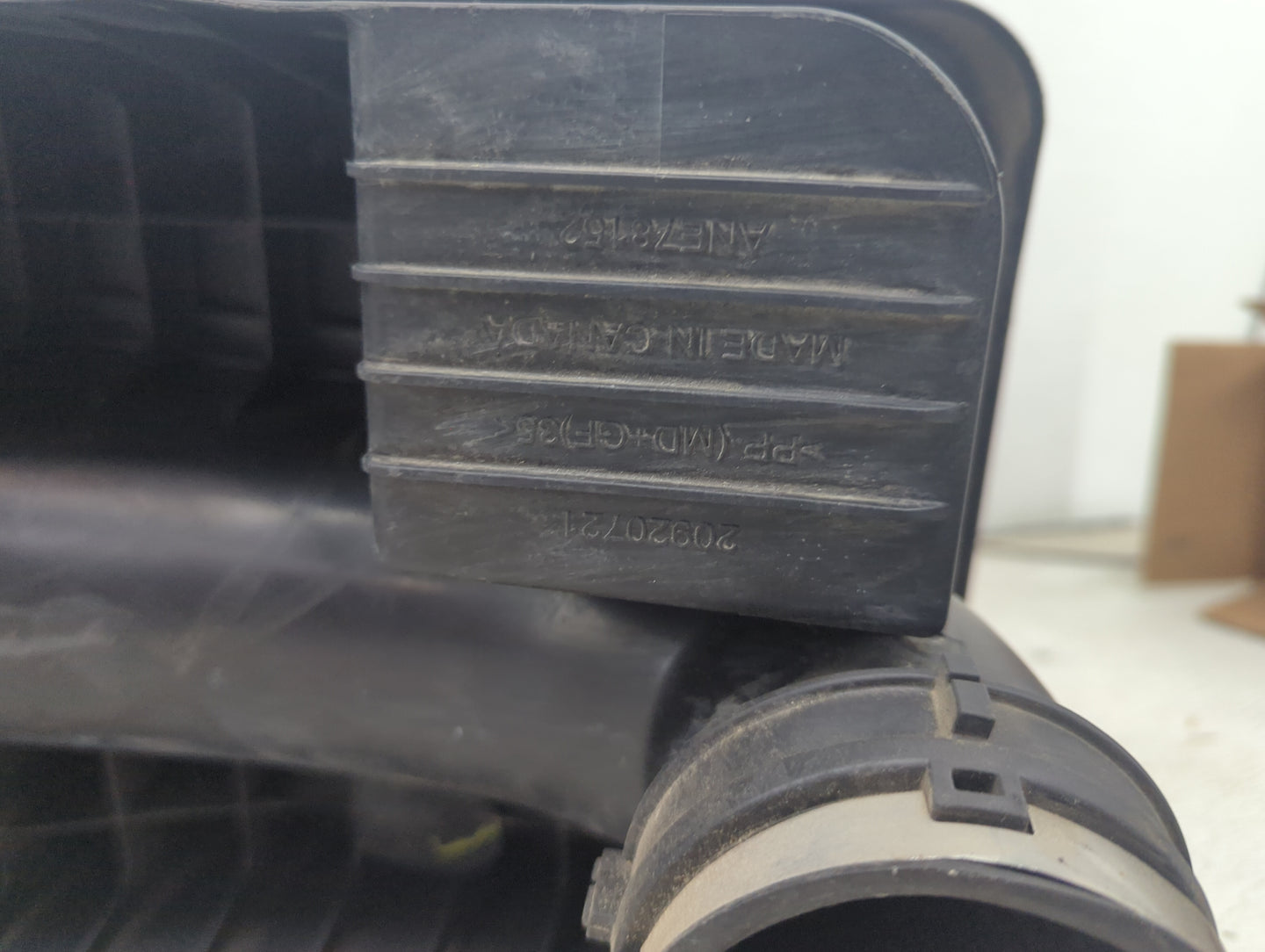 2010-2011 Gmc Terrain Air Cleaner Intake-duct Hose Tube 1480419 - Oemusedautoparts1.com