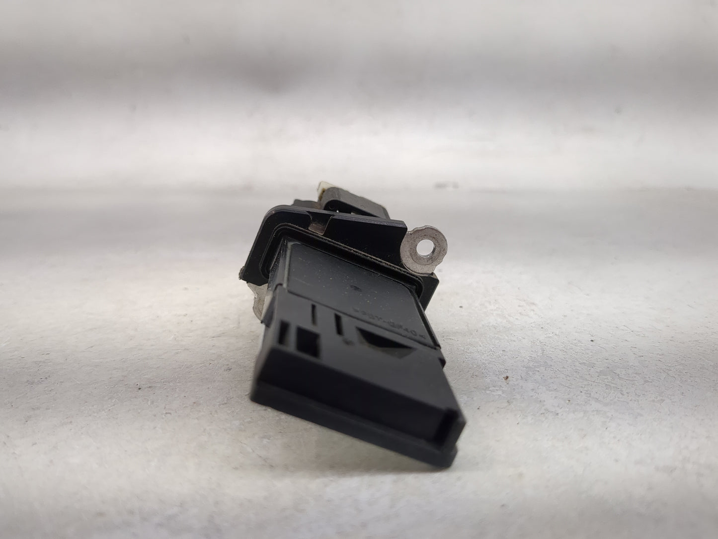2010-2011 Gmc Terrain Mass Air Flow Meter Maf 1485752 - Oemusedautoparts1.com