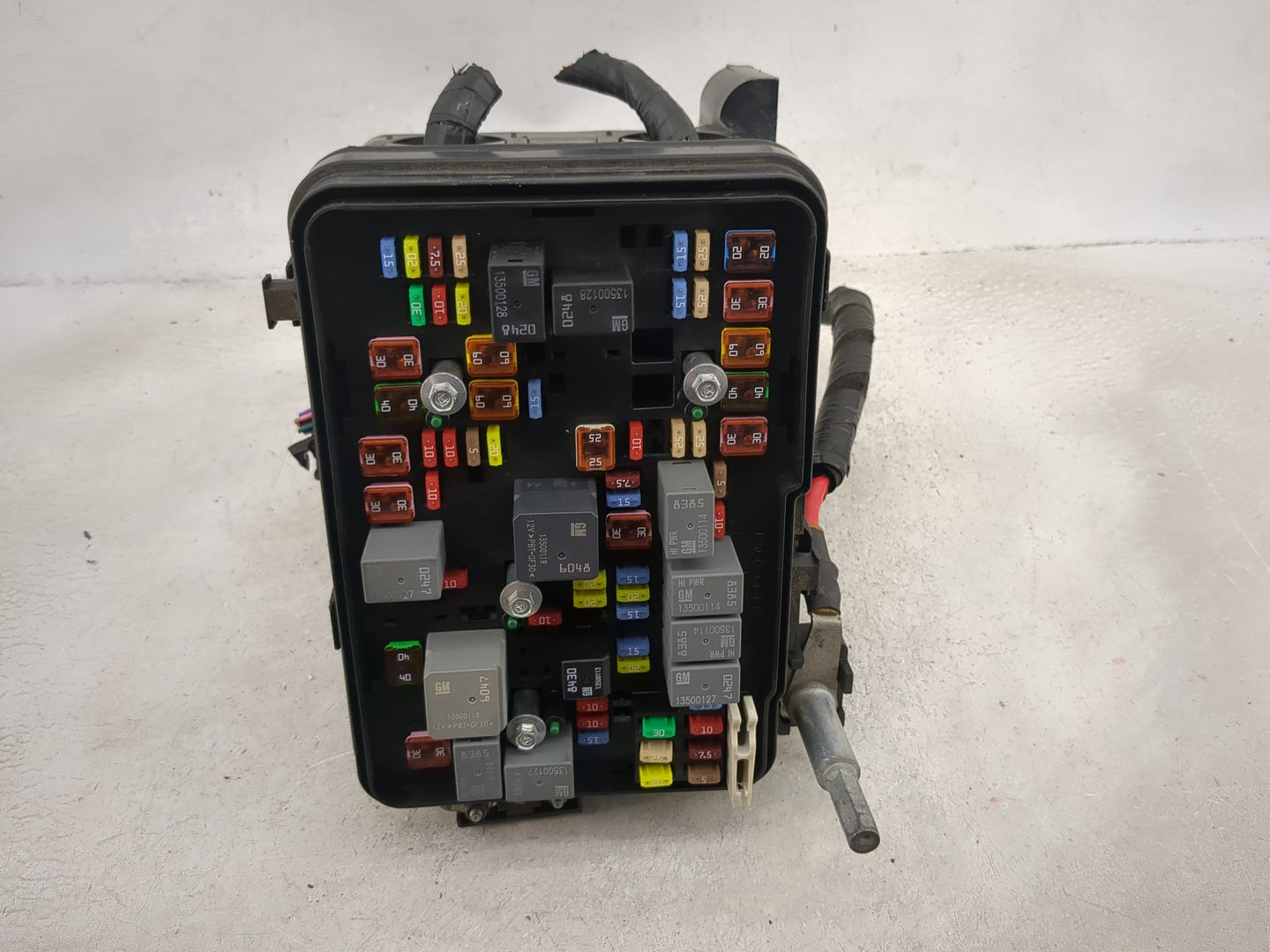 2010 Gmc Terrain Fusebox Fuse Box Panel Relay Module P/N:20848337 Fits OEM Used Auto Parts - Oemusedautoparts1.com