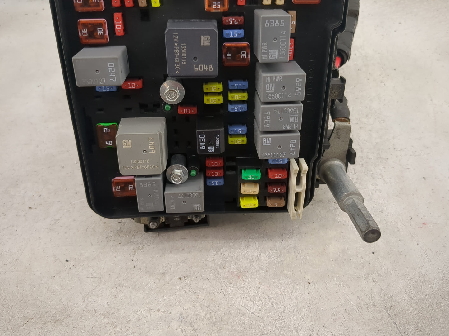 2010 Gmc Terrain Fusebox Fuse Box Panel Relay Module P/N:20848337 Fits OEM Used Auto Parts - Oemusedautoparts1.com