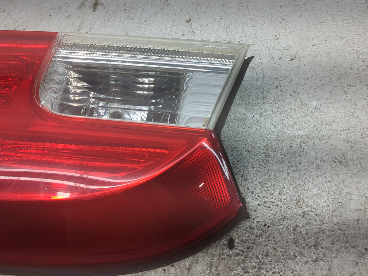 2010-2017 Gmc Terrain Passenger Right Side Deck Lid Mounted Tail Light 1501668 - Oemusedautoparts1.com