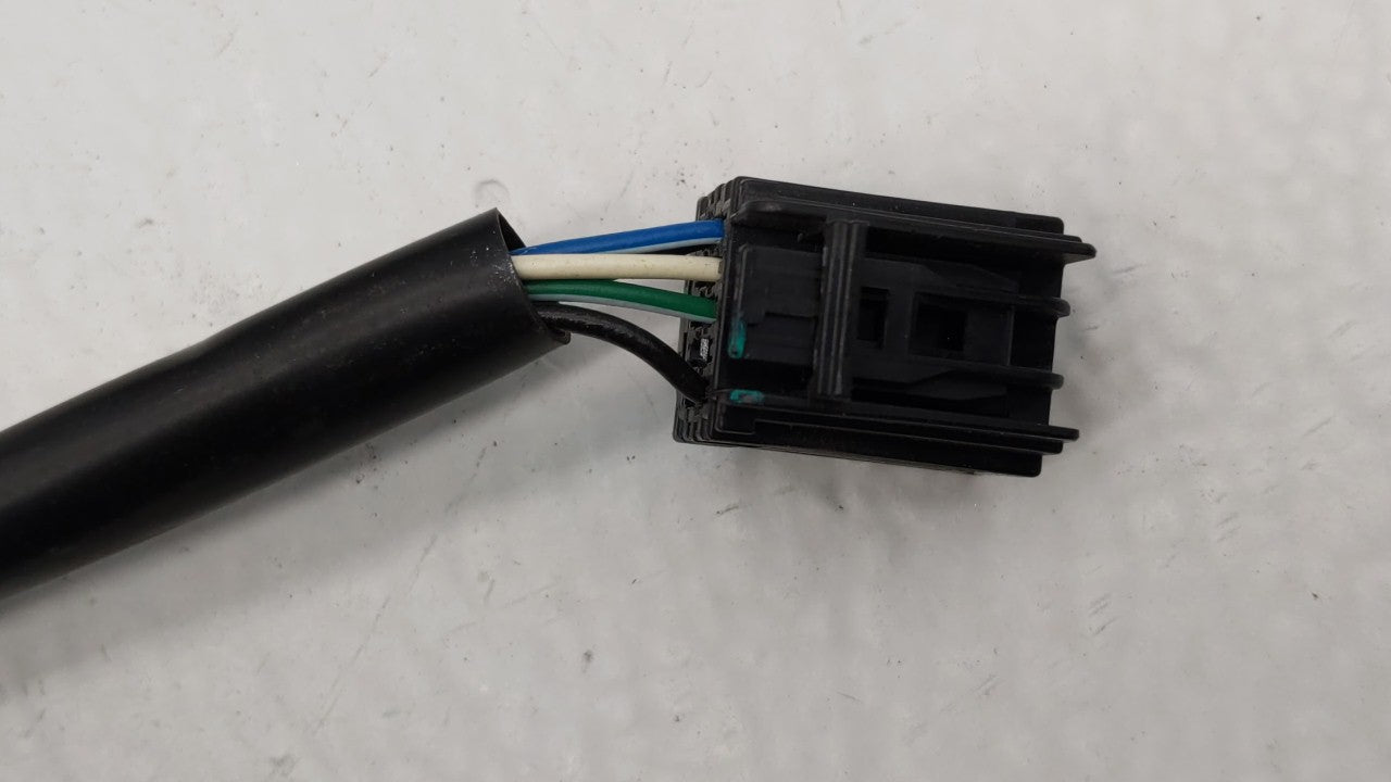 2010-2011 Gmc Terrain Side Mirror Replacement Driver Left View Door Mirror P/N:20858729 20858725, 20858723 Fits Fits 2010 20