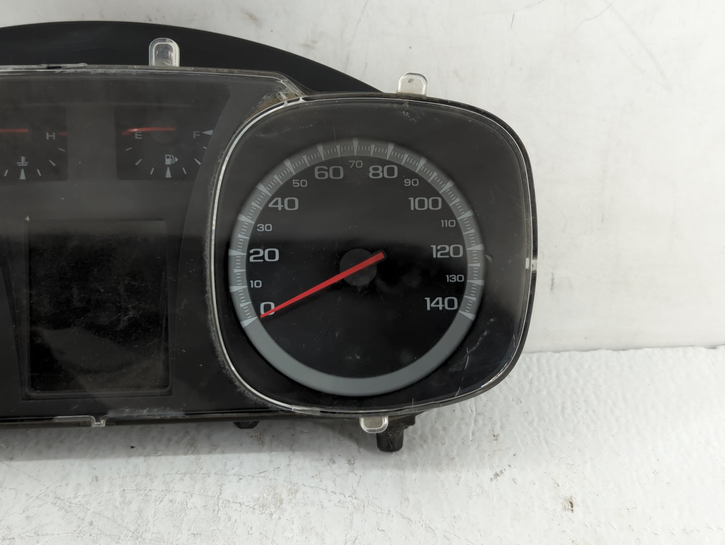 2010 Gmc Terrain Instrument Cluster Speedometer Gauges P/N:20903931 Fits OEM Used Auto Parts - Oemusedautoparts1.com