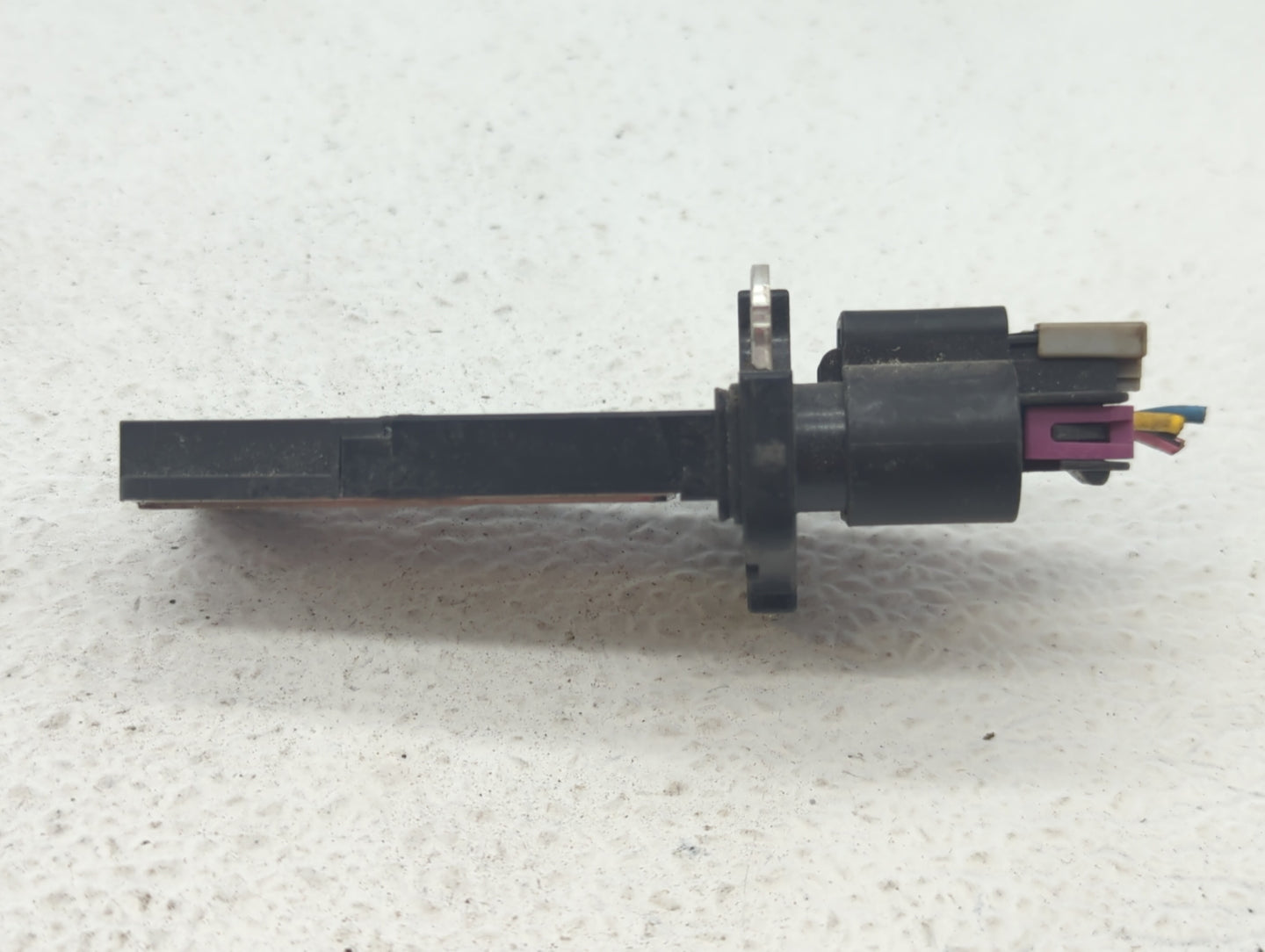 2010-2011 Gmc Terrain Mass Air Flow Meter Maf - Oemusedautoparts1.com