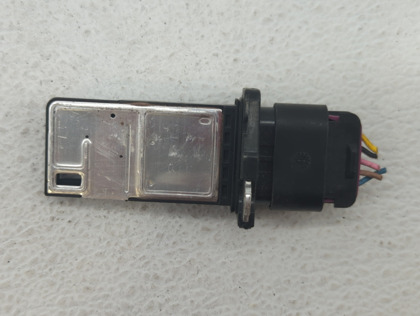 2010-2011 Gmc Terrain Mass Air Flow Meter Maf - Oemusedautoparts1.com