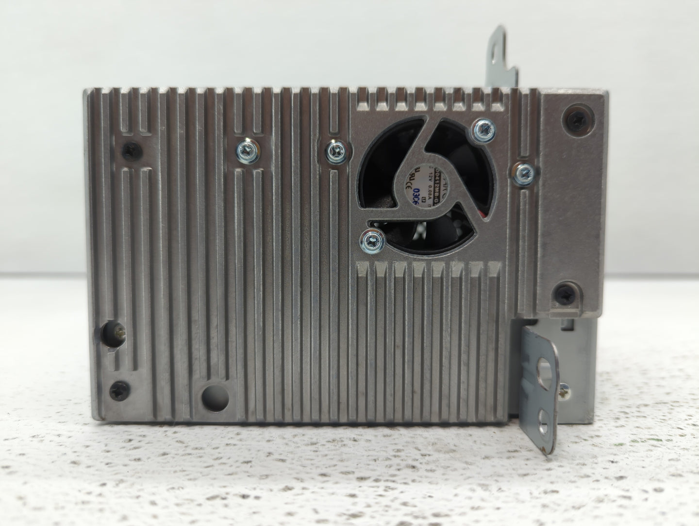 2010-2010 Gmc Terrain Am Fm Cd Player Radio Receiver - Oemusedautoparts1.com