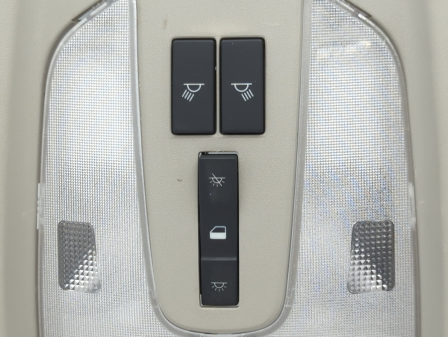 2010-2011 Gmc Terrain Overhead Console W/rear Climate Control Grey - Oemusedautoparts1.com
