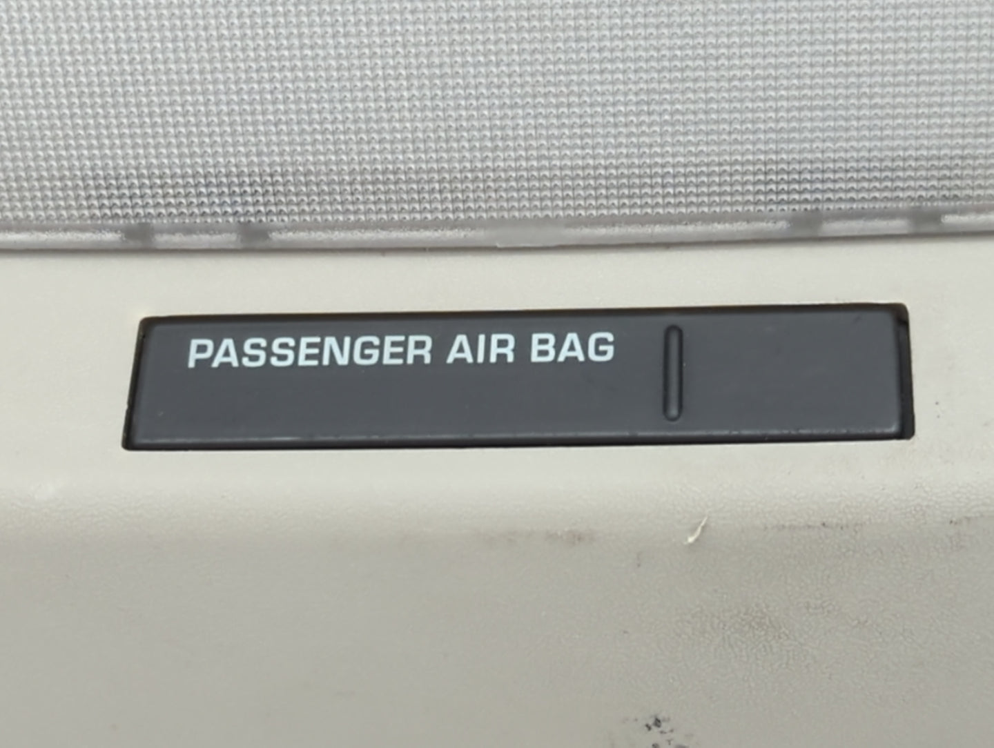 2010-2011 Gmc Terrain Overhead Console W/rear Climate Control Grey - Oemusedautoparts1.com