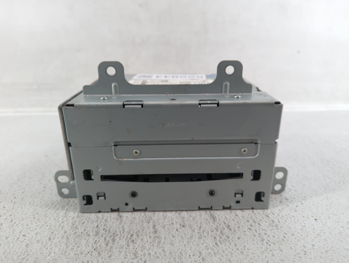 2010-2010 Gmc Terrain Am Fm Cd Player Radio Receiver 522844 - Oemusedautoparts1.com