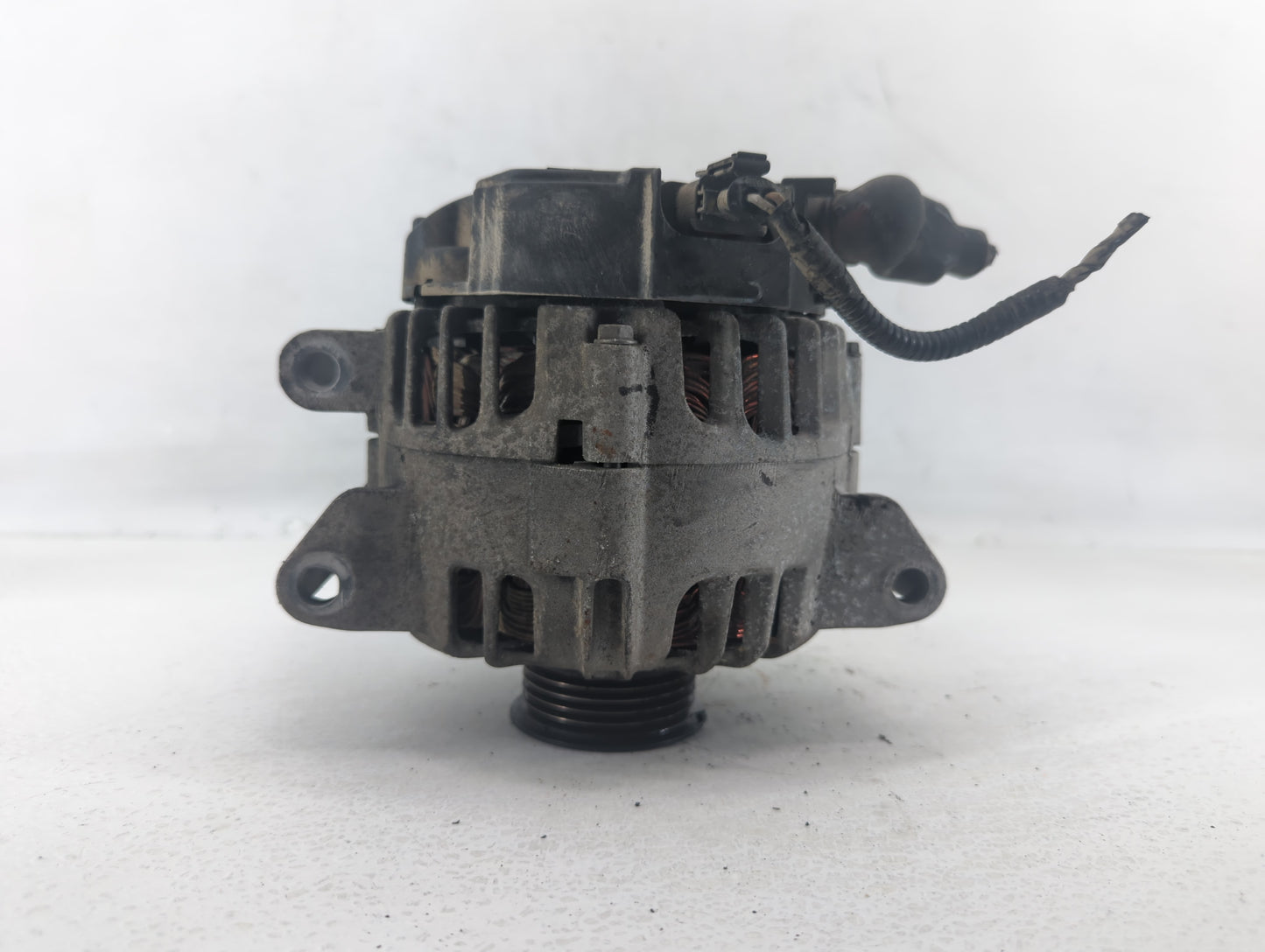 2010-2017 Gmc Terrain Alternator Replacement Generator Charging Assembly Engine OEM P/N:13500315 Fits OEM Used Auto Parts - 