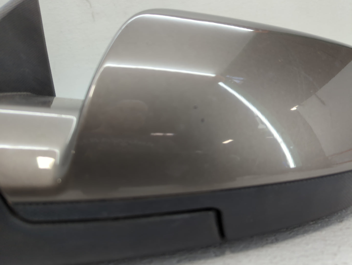 2010-2011 Gmc Terrain Driver Side View Mirror - Left Door Mirror OEM Used - Oemusedautoparts1.com