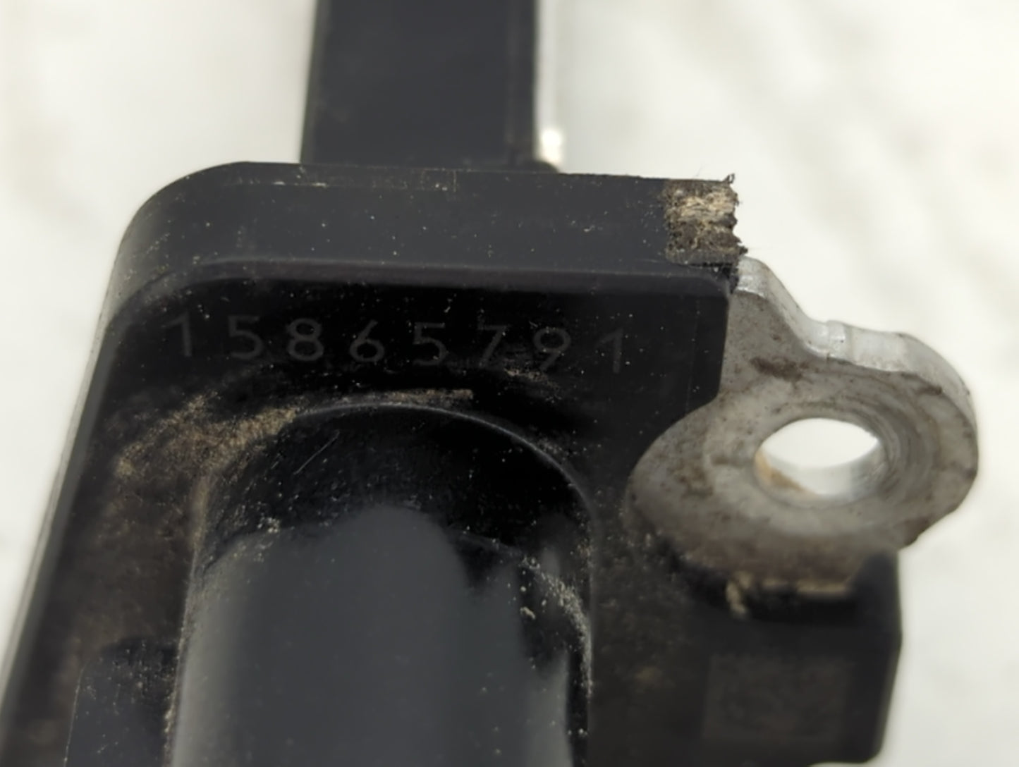 2010-2011 Gmc Terrain Mass Air Flow Meter Maf - Oemusedautoparts1.com