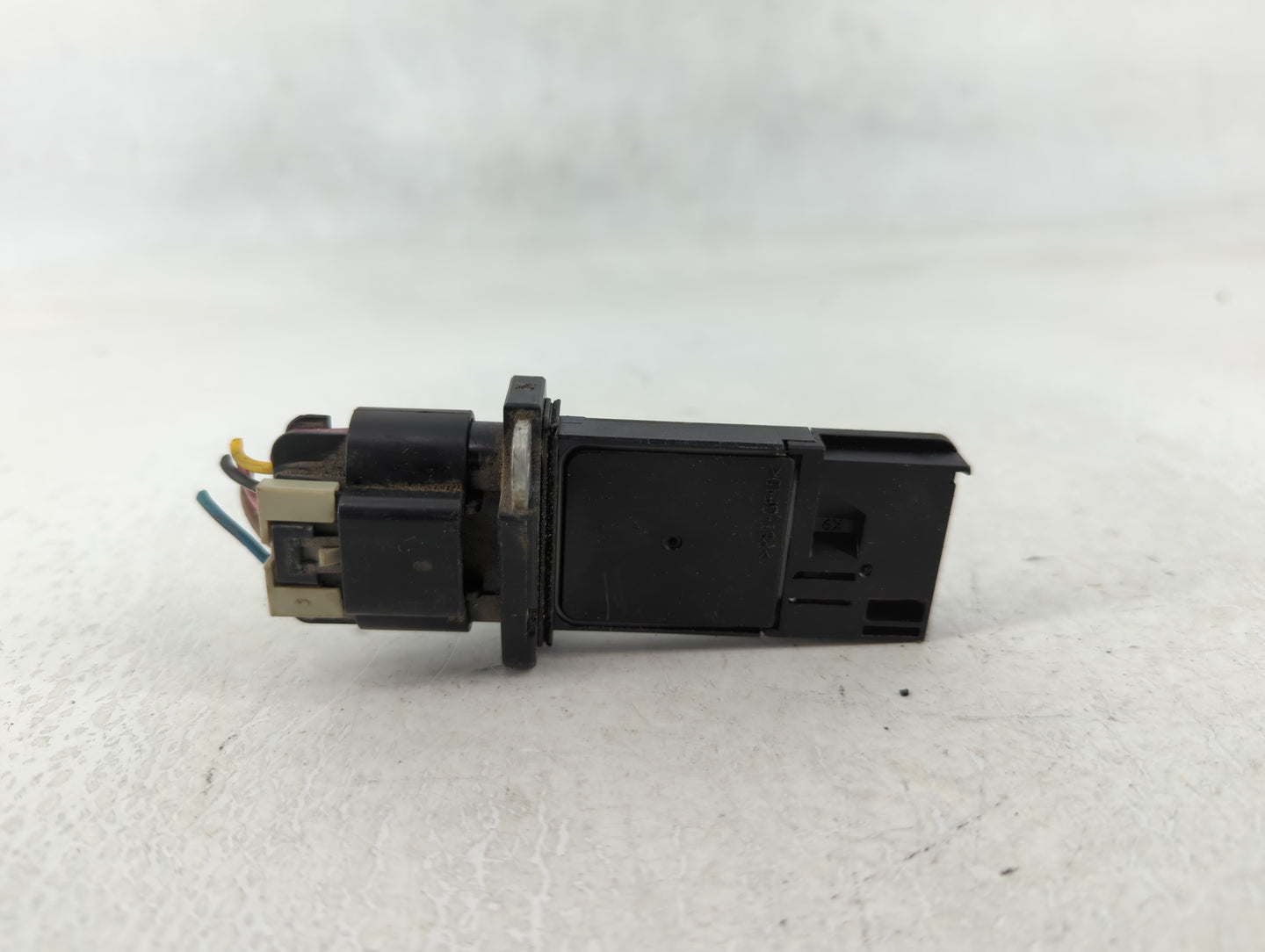 2010-2011 Gmc Terrain Mass Air Flow Meter Maf - Oemusedautoparts1.com