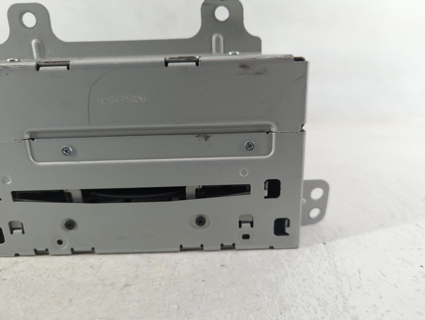 2010-2010 Gmc Terrain Am Fm Cd Player Radio Receiver - Oemusedautoparts1.com