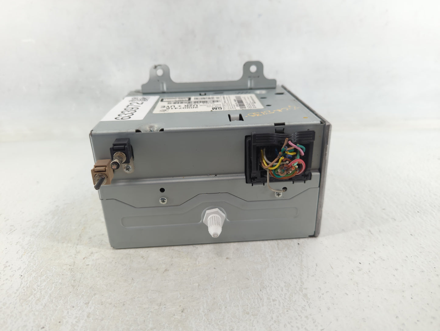 2010-2010 Gmc Terrain Am Fm Cd Player Radio Receiver - Oemusedautoparts1.com