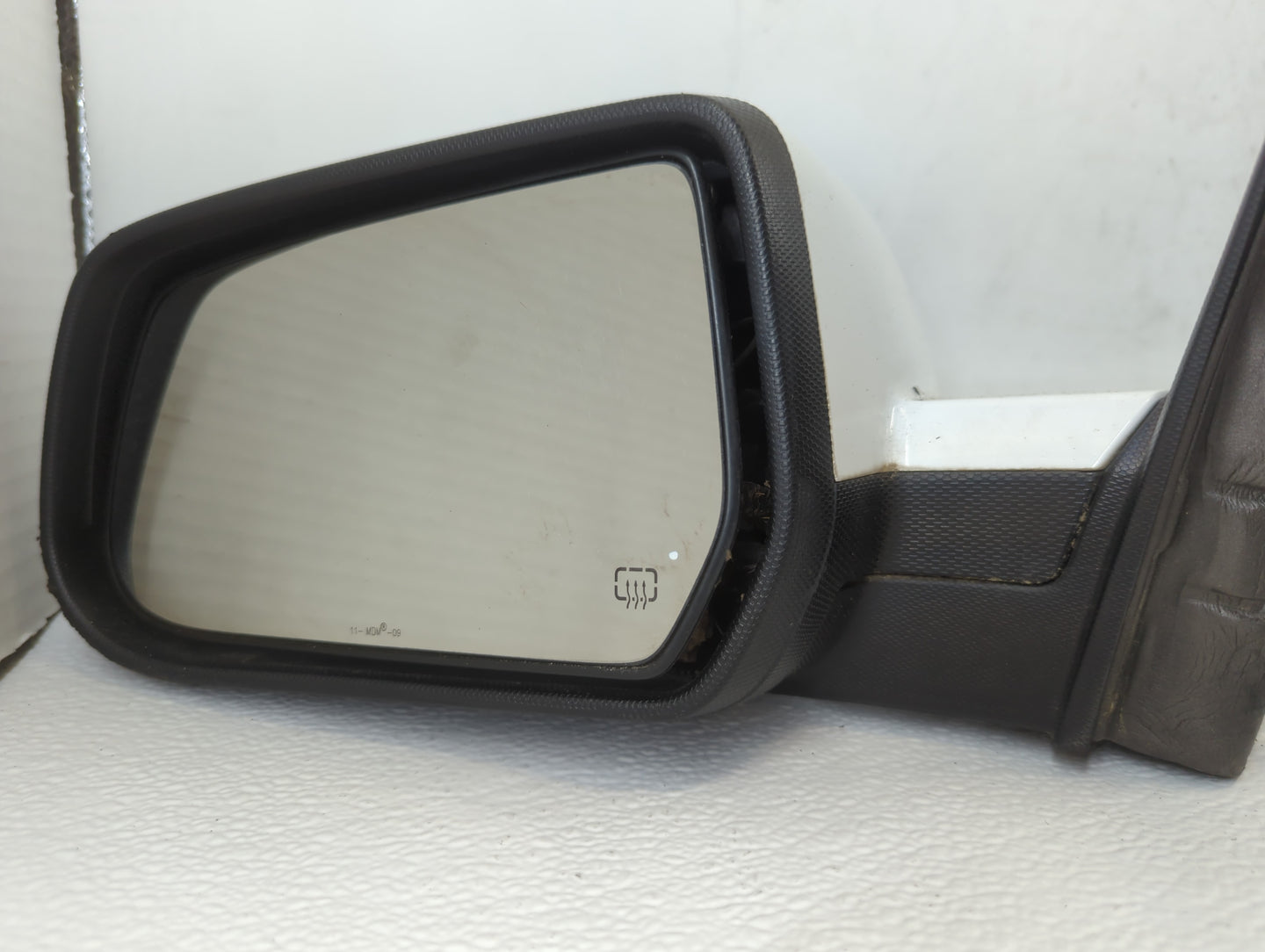 2010-2011 Gmc Terrain Driver Side View Mirror - Left Door Mirror OEM Used - Oemusedautoparts1.com