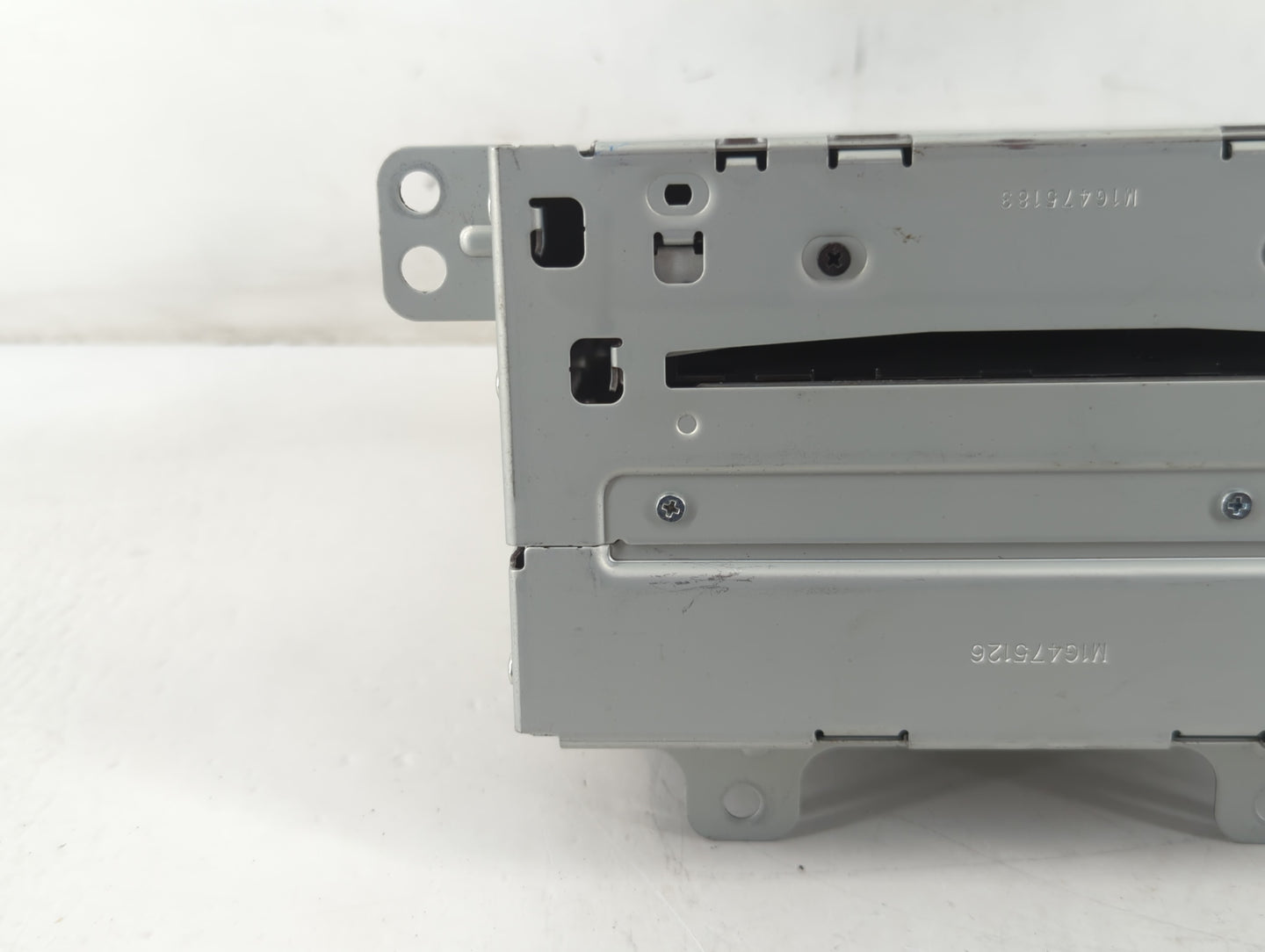 2010-2010 Gmc Terrain Am Fm Cd Player Radio Receiver - Oemusedautoparts1.com