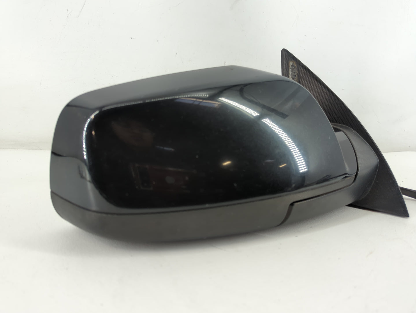 2010-2011 Gmc Terrain Passenger Side View Mirror - Right Door Mirror OEM Used - Oemusedautoparts1.com