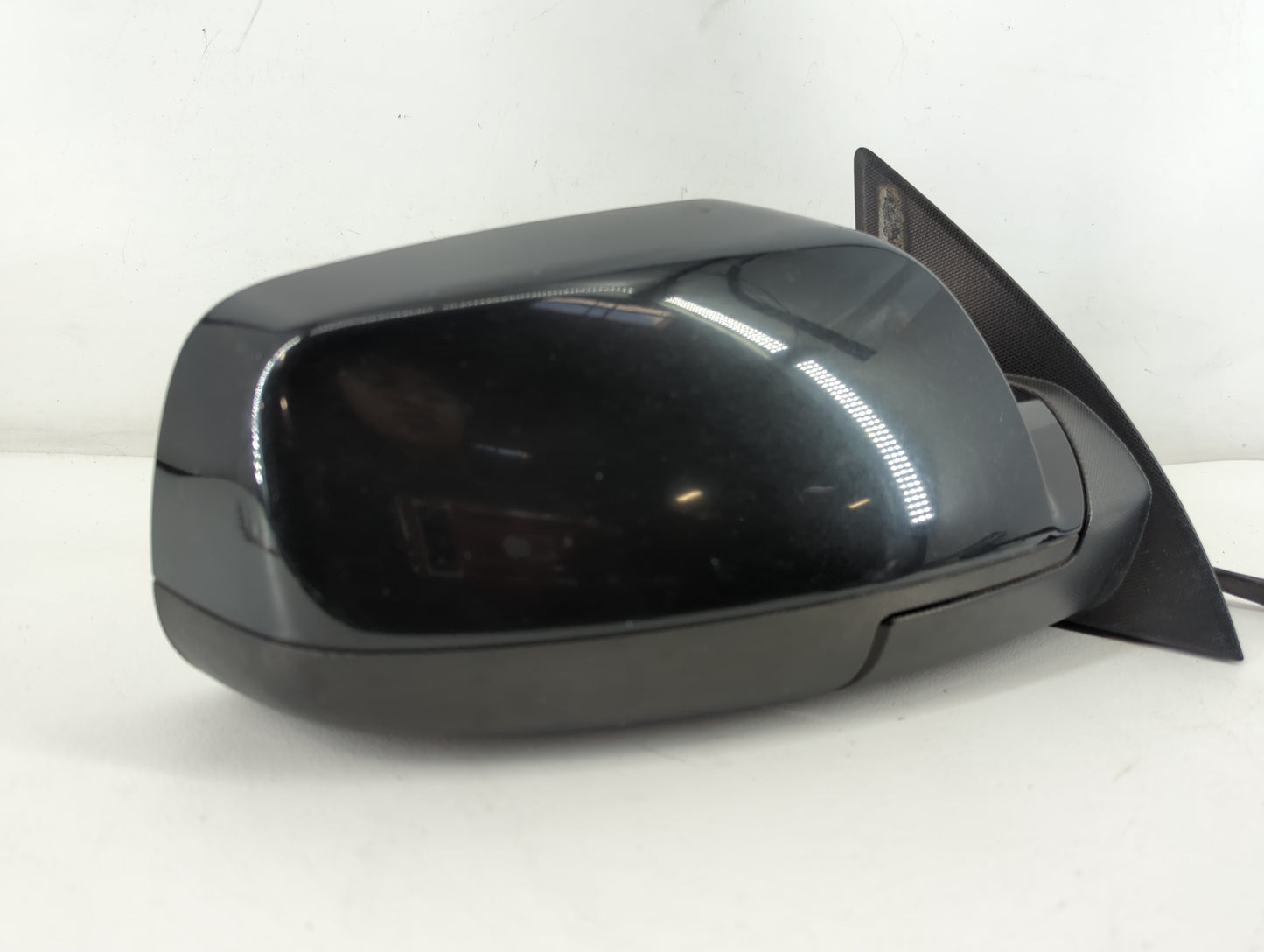 2010-2011 Gmc Terrain Passenger Side View Mirror - Right Door Mirror OEM Used - Oemusedautoparts1.com