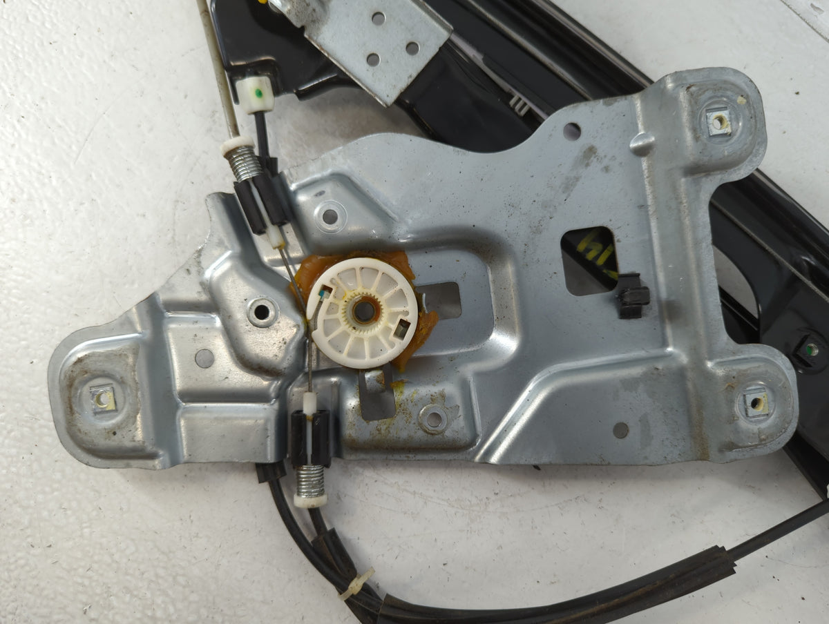 2010-2011 Gmc Terrain Driver Left Front Window Regulator 723894 - Oemusedautoparts1.com