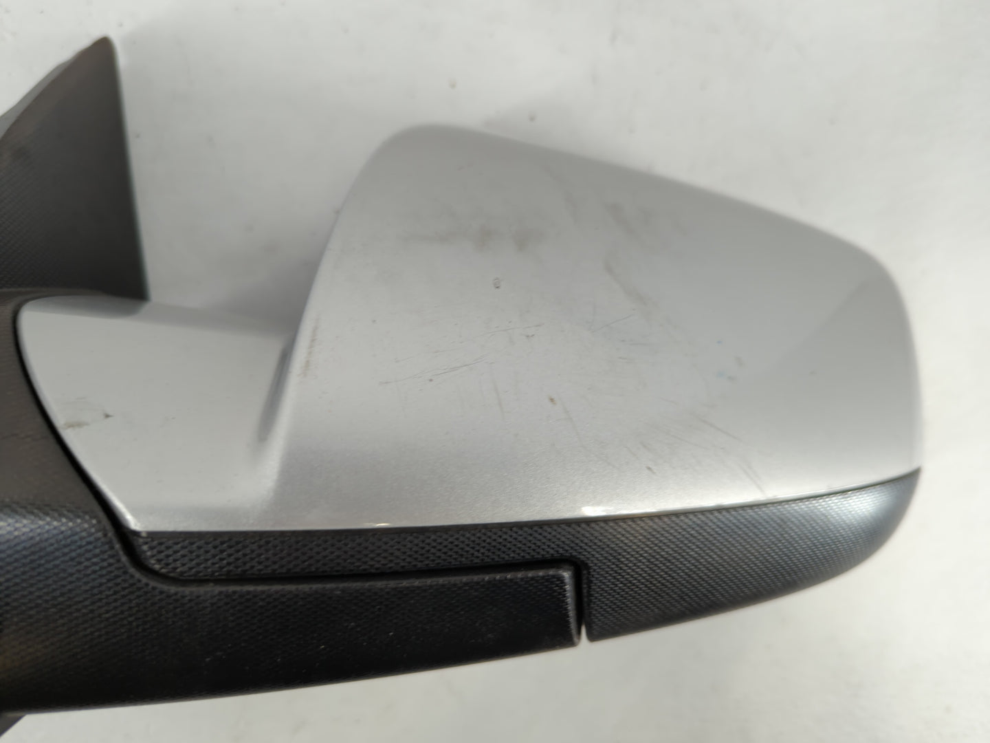 2010-2011 Gmc Terrain Driver Side View Mirror - Left Door Mirror OEM Used - Oemusedautoparts1.com