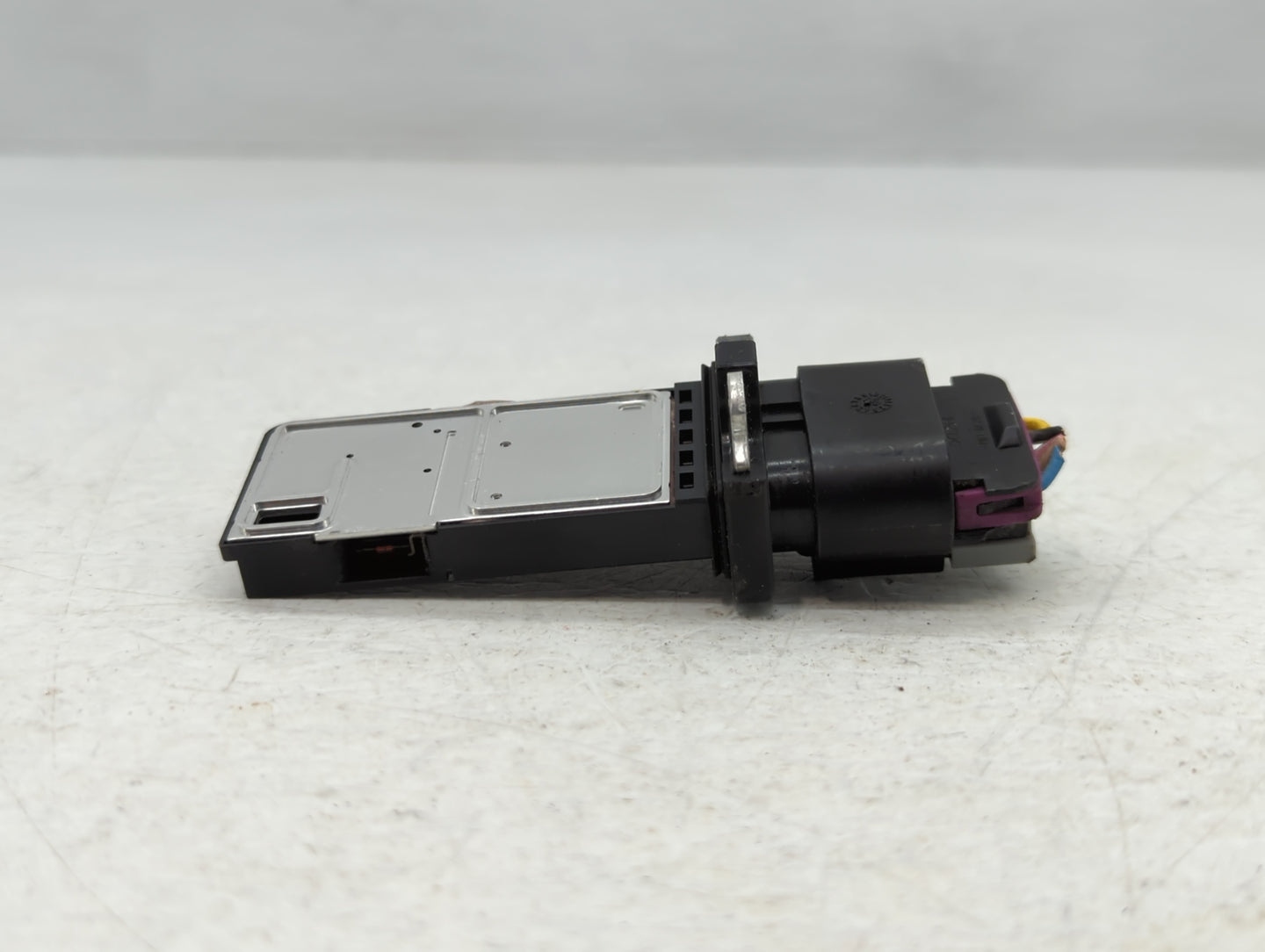 2010-2011 Gmc Terrain Mass Air Flow Meter Maf - Oemusedautoparts1.com