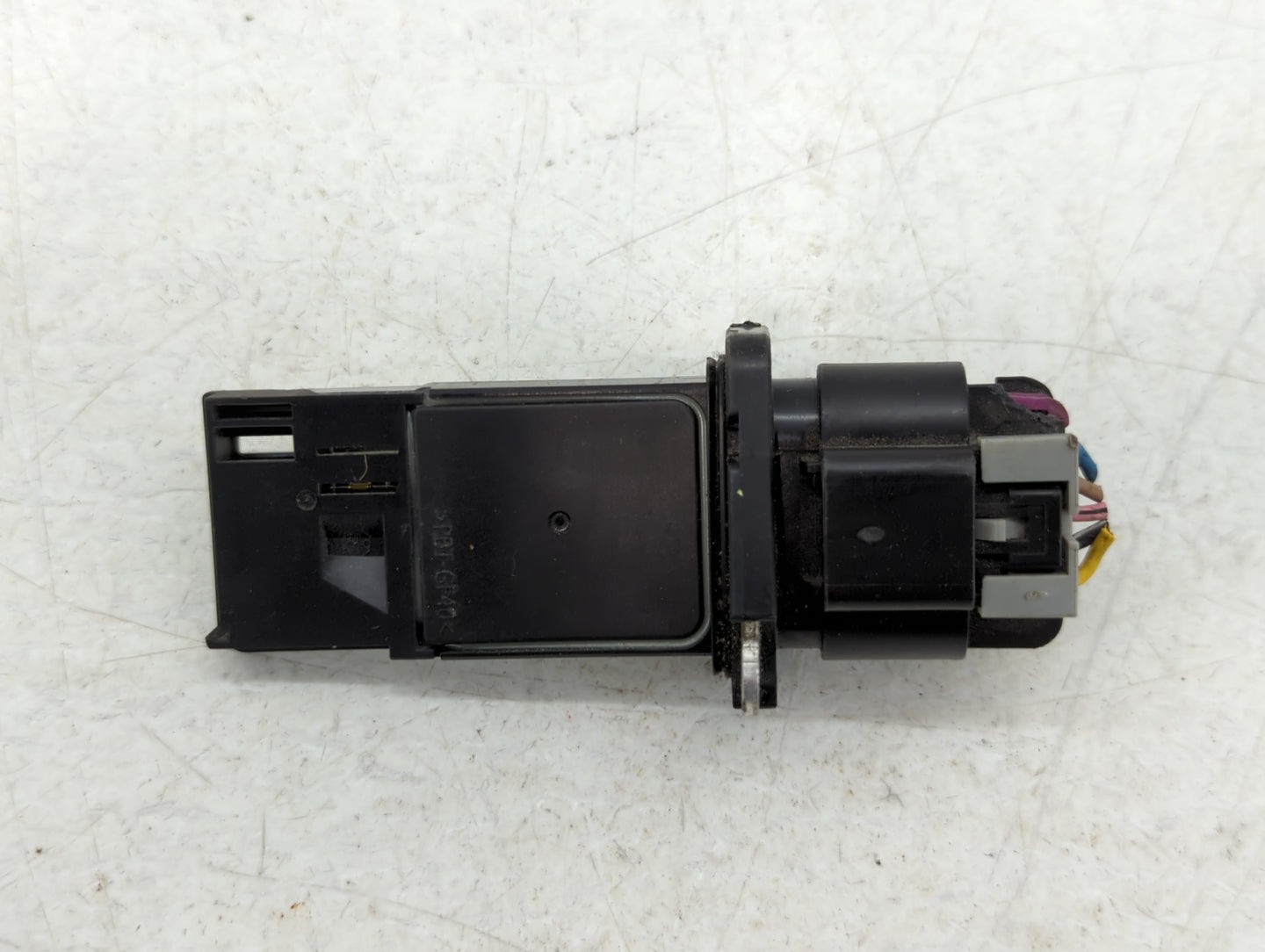 2010-2011 Gmc Terrain Mass Air Flow Meter Maf - Oemusedautoparts1.com