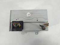 2010-2010 Gmc Terrain Am Fm Cd Player Radio Receiver 748123 - Oemusedautoparts1.com