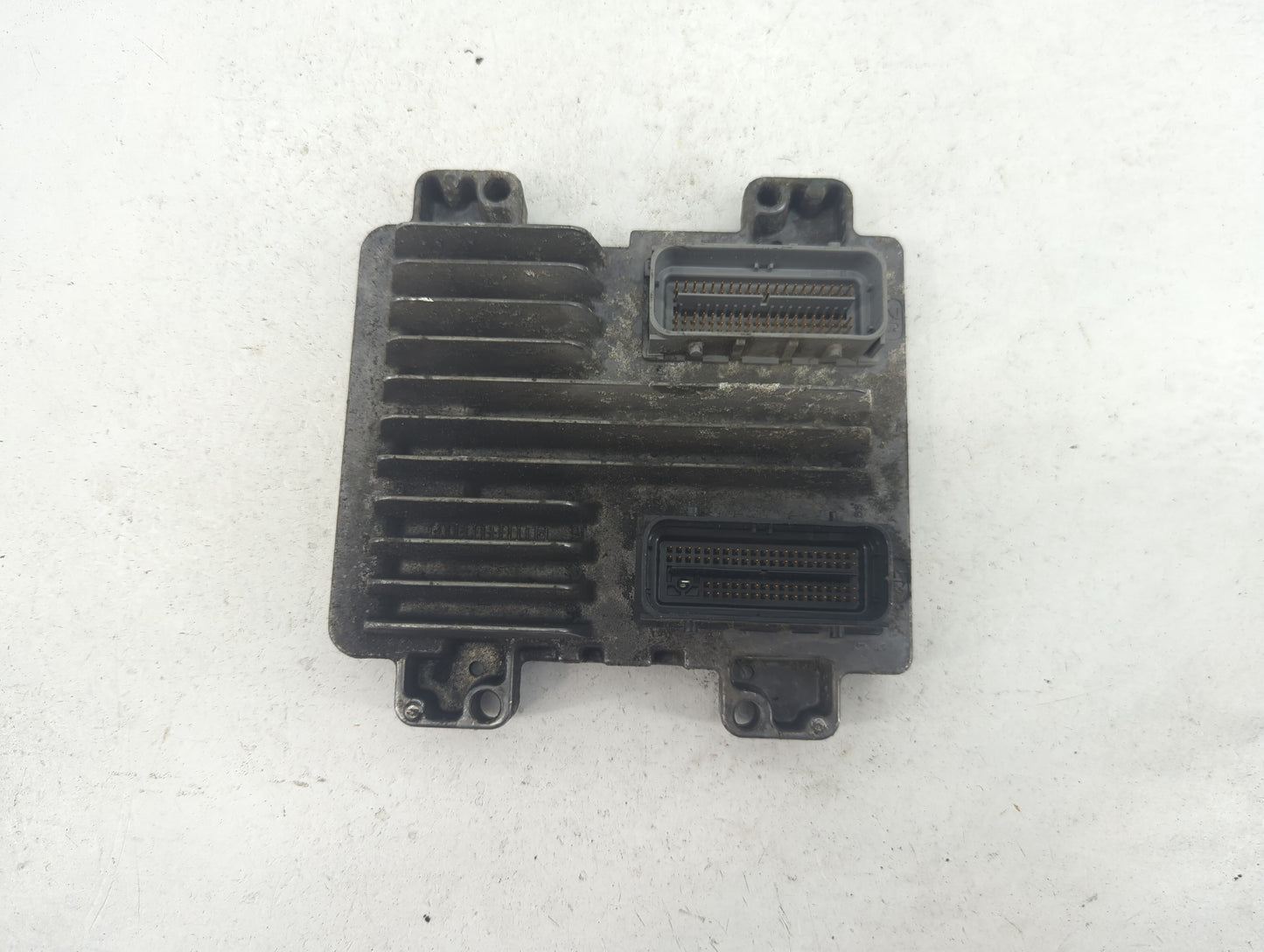2009-2010 Gmc Yukon PCM Engine Control Computer ECU ECM PCU OEM P/N:12636004 Fits Fits 2009 2010 OEM Used Auto Parts - Oemus