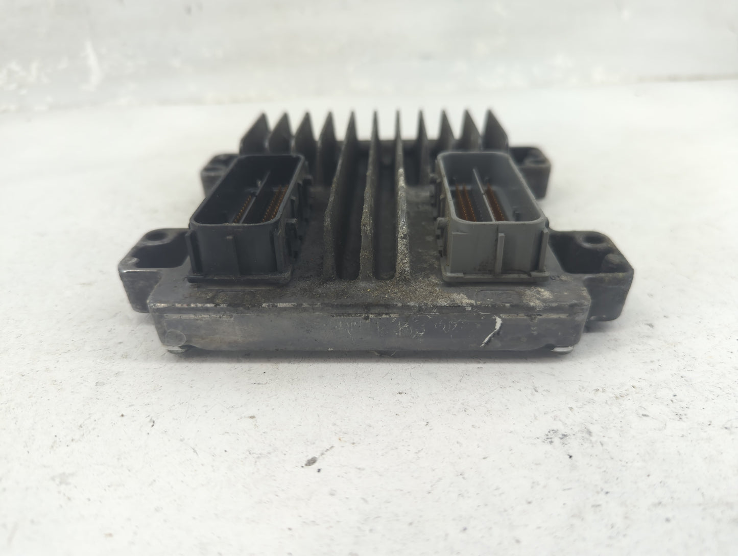 2009-2010 Gmc Yukon PCM Engine Control Computer ECU ECM PCU OEM P/N:12636004 Fits Fits 2009 2010 OEM Used Auto Parts - Oemus