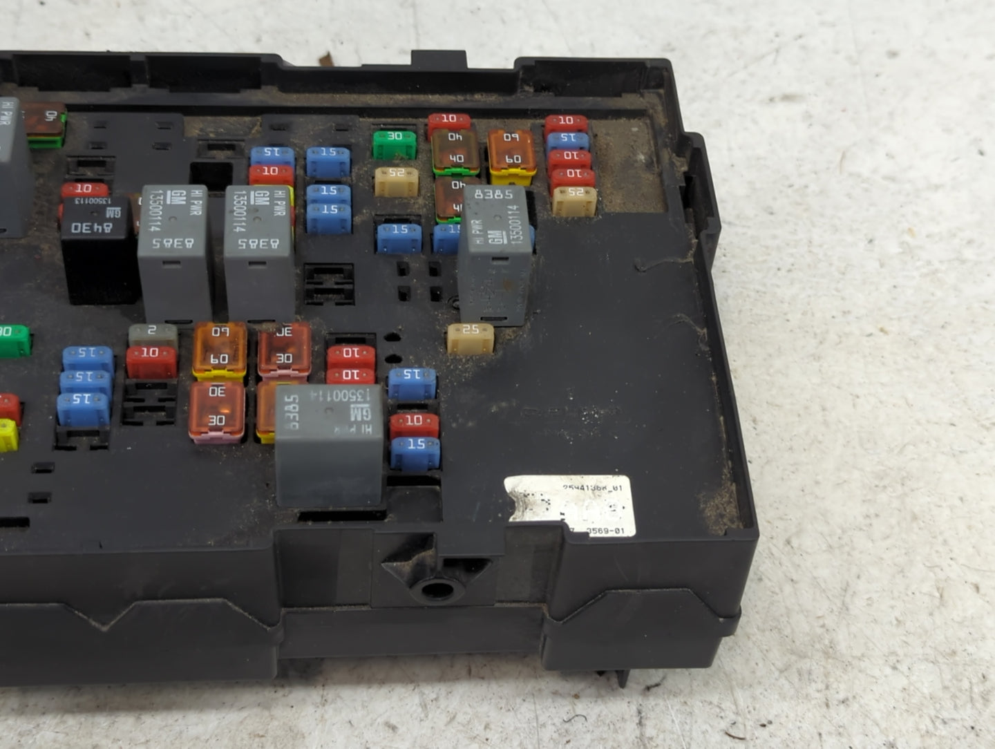 2010-2014 Gmc Yukon Fusebox Fuse Box Panel Relay Module P/N:25441368_01 3569-01 Fits Fits 2010 2011 2012 2013 2014 OEM Used 