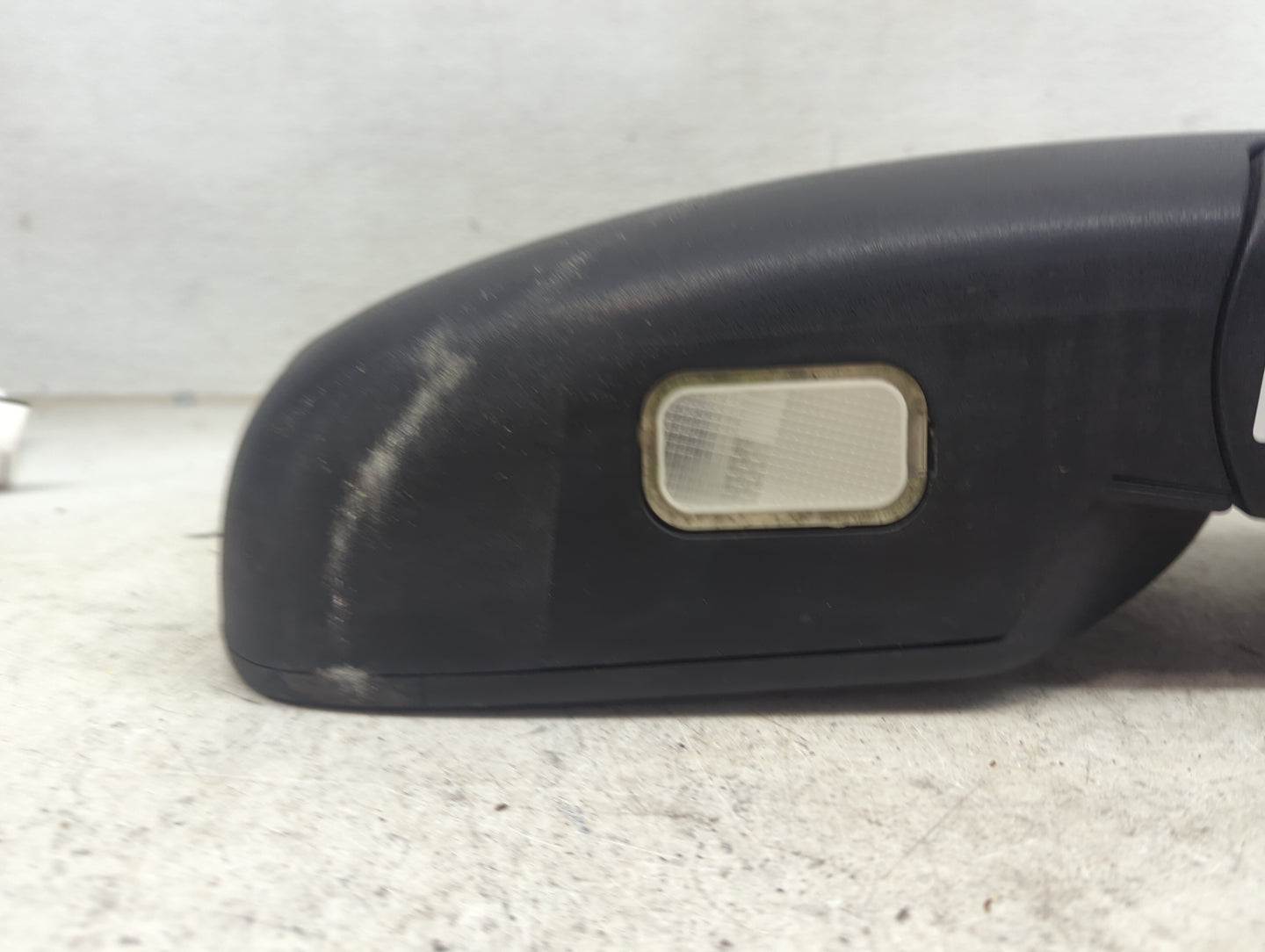 2007-2014 Gmc Yukon Passenger Side View Mirror - Right Door Mirror OEM Used - Oemusedautoparts1.com