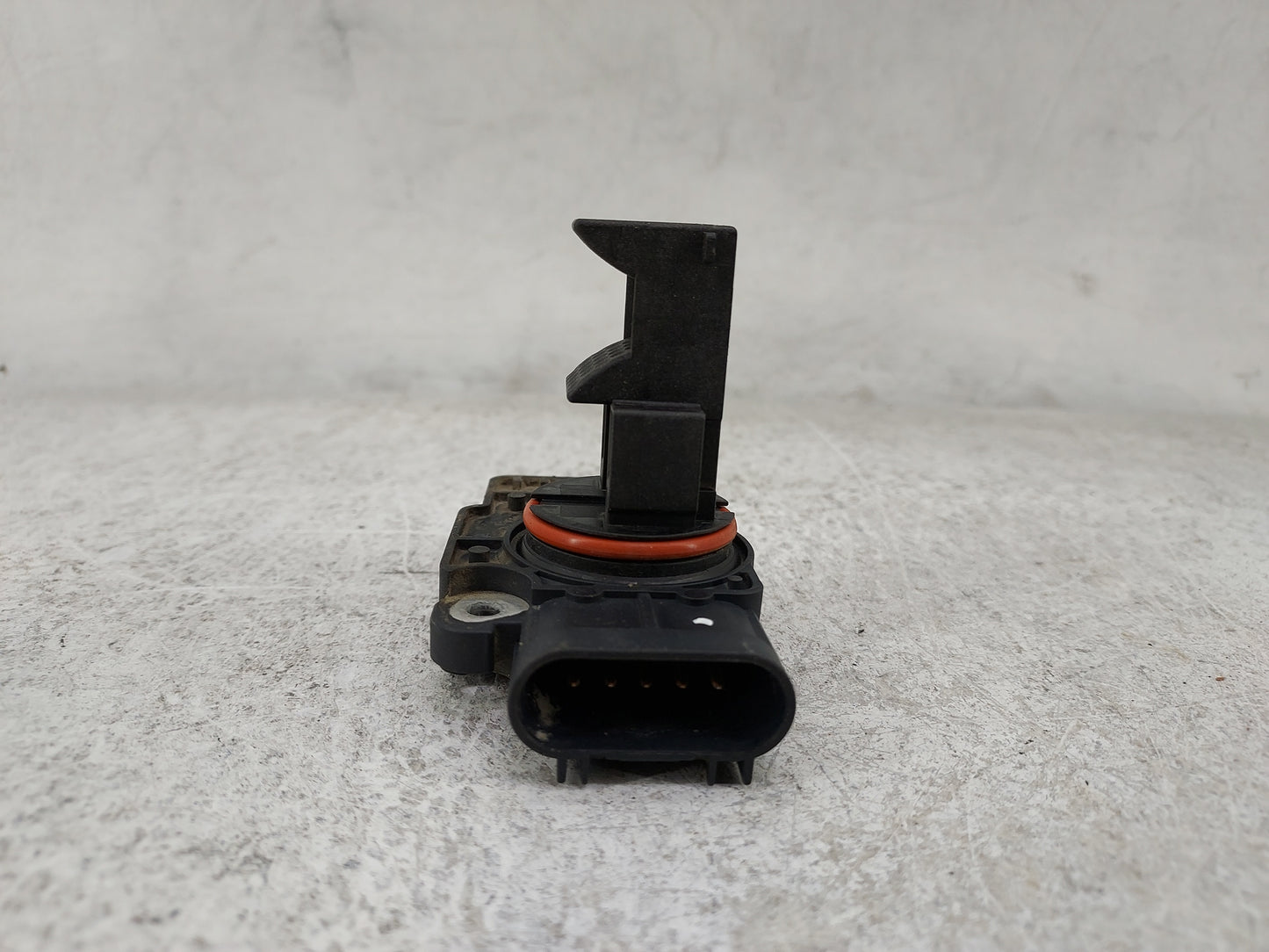 2009-2014 Gmc Yukon Mass Air Flow Meter Maf 1486890 - Oemusedautoparts1.com