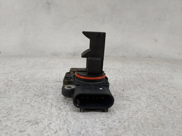 2009-2014 Gmc Yukon Mass Air Flow Meter Maf 1486890 - Oemusedautoparts1.com