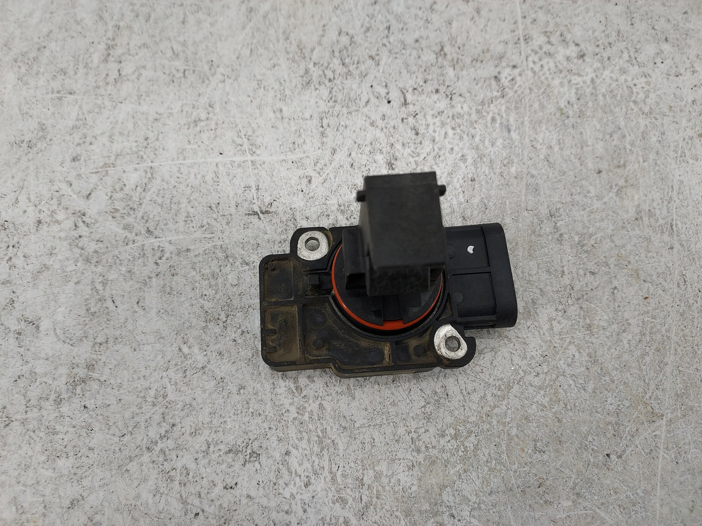 2009-2014 Gmc Yukon Mass Air Flow Meter Maf 1486890 - Oemusedautoparts1.com