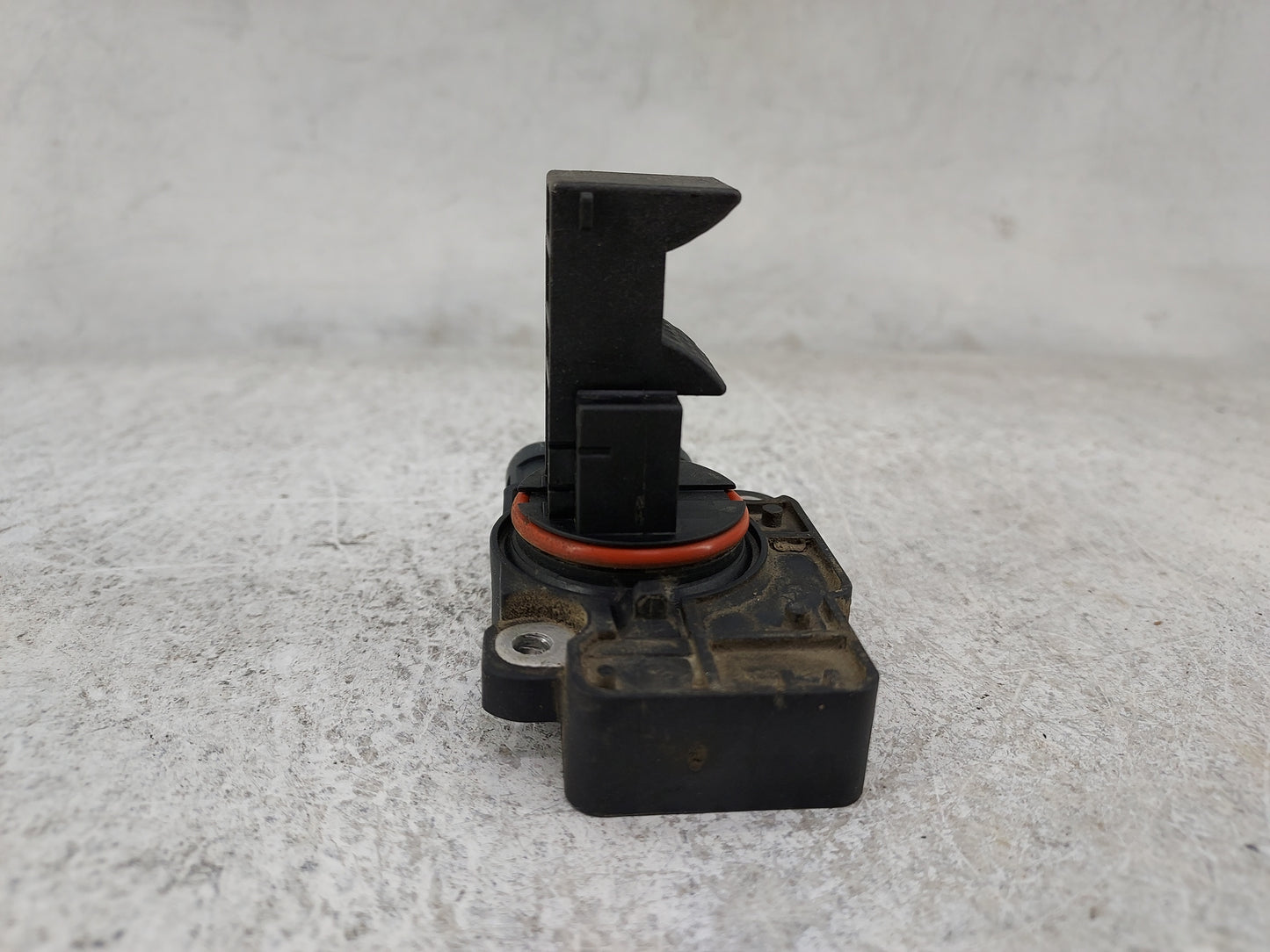 2009-2014 Gmc Yukon Mass Air Flow Meter Maf 1486890 - Oemusedautoparts1.com