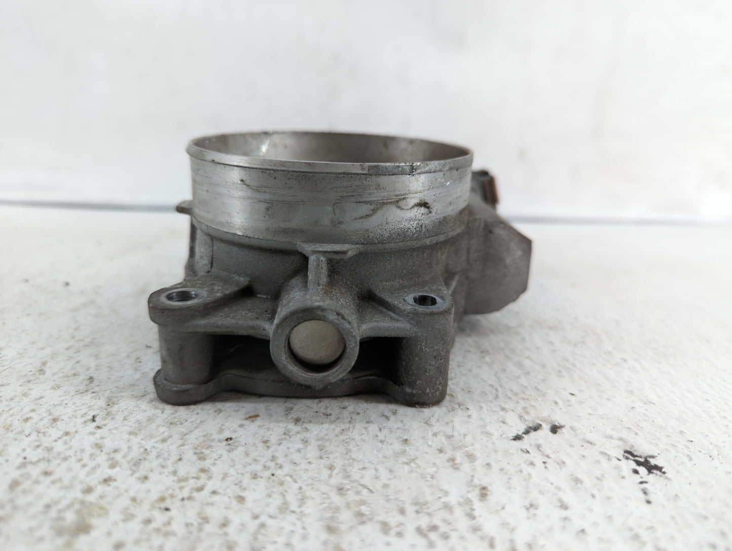 2009-2014 Gmc Yukon Throttle Body P/N:RME87-30 RME87 3C9992, TB1032, RME87 Fits Fits 2009 2010 2011 2012 2013 2014 2015 OEM 