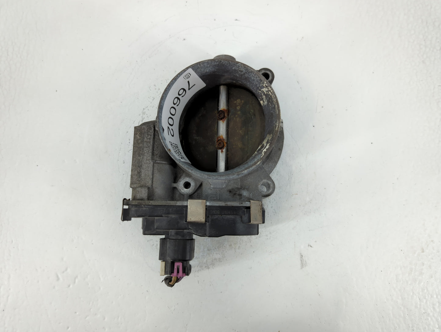 2009-2014 Gmc Yukon Xl Throttle Body P/N:RME87-3C9992 Fits Fits 2009 2010 2011 2012 2013 2014 2015 OEM Used Auto Parts - Oem
