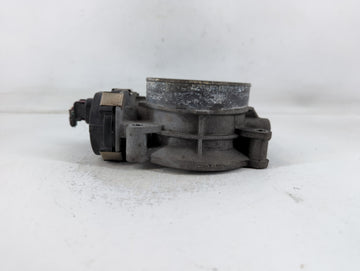 2009-2014 Gmc Yukon Xl Throttle Body P/N:RME87-3C9992 Fits Fits 2009 2010 2011 2012 2013 2014 2015 OEM Used Auto Parts