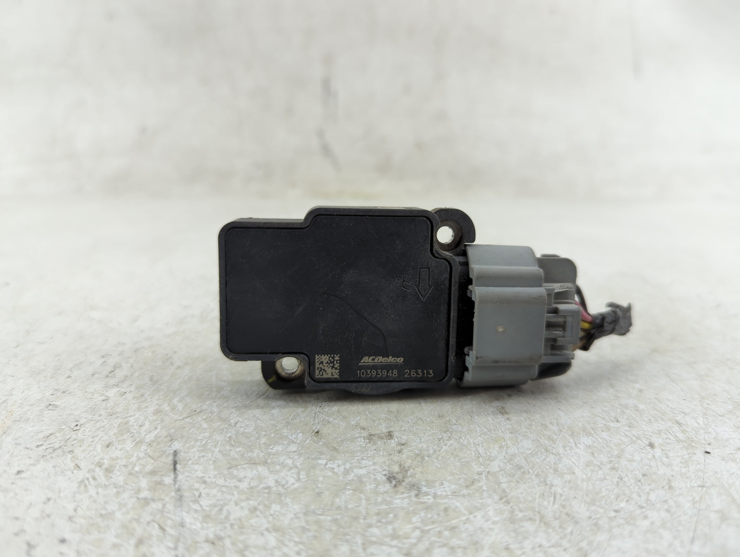 2009-2014 Gmc Yukon Xl 1500 Mass Air Flow Meter Maf - Oemusedautoparts1.com