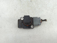 2009-2014 Gmc Yukon Xl 1500 Mass Air Flow Meter Maf - Oemusedautoparts1.com