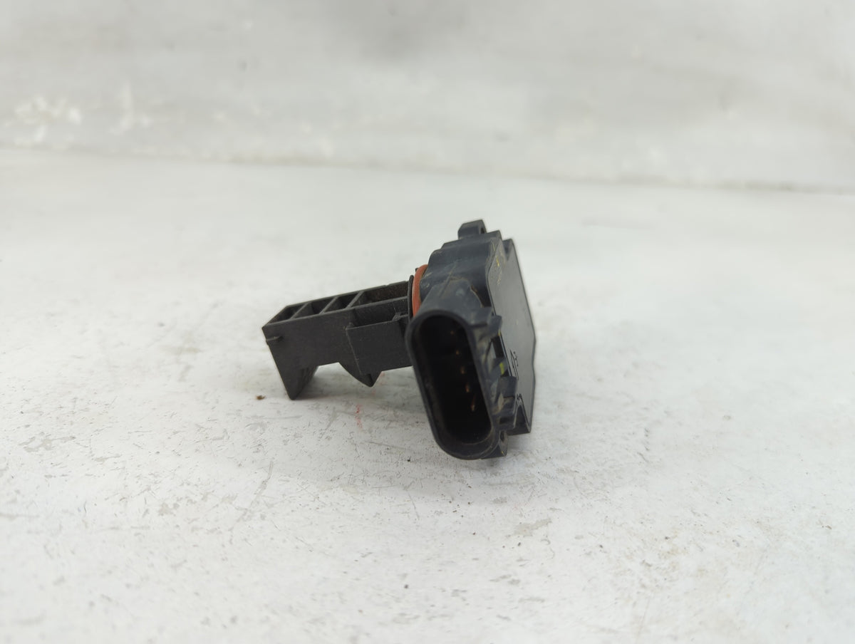2009-2014 Gmc Yukon Xl 1500 Mass Air Flow Meter Maf Sensor 1463604 - Oemusedautoparts1.com