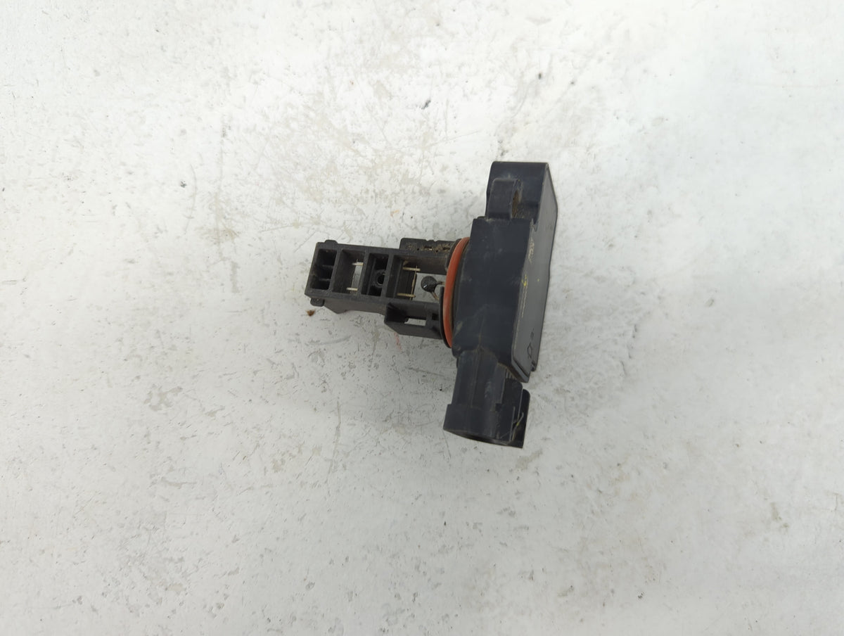 2009-2014 Gmc Yukon Xl 1500 Mass Air Flow Meter Maf Sensor 1463604 - Oemusedautoparts1.com