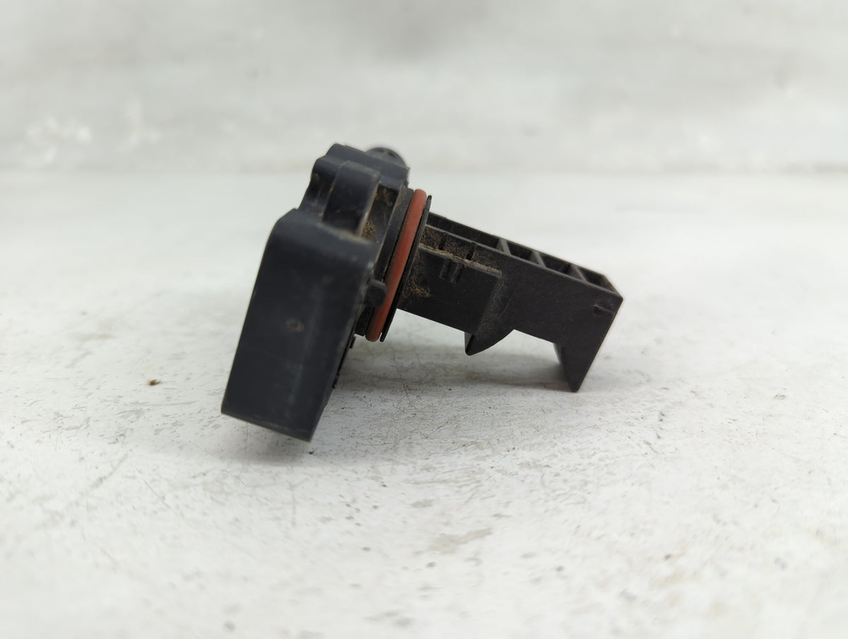 2009-2014 Gmc Yukon Xl 1500 Mass Air Flow Meter Maf Sensor 1463604 - Oemusedautoparts1.com