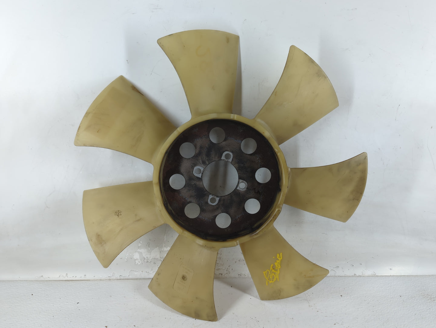 2010 Gm Trucks Colora Fan Blade - Oem - Oemusedautoparts1.com