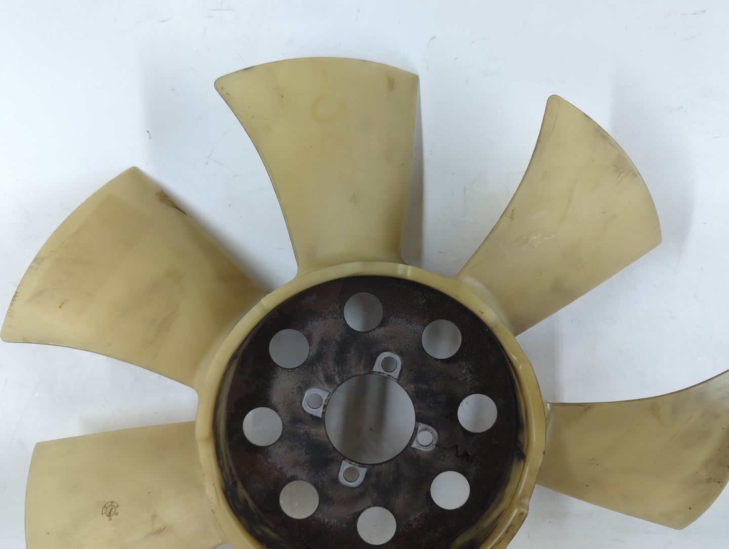 2010 Gm Trucks Colora Fan Blade - Oem - Oemusedautoparts1.com