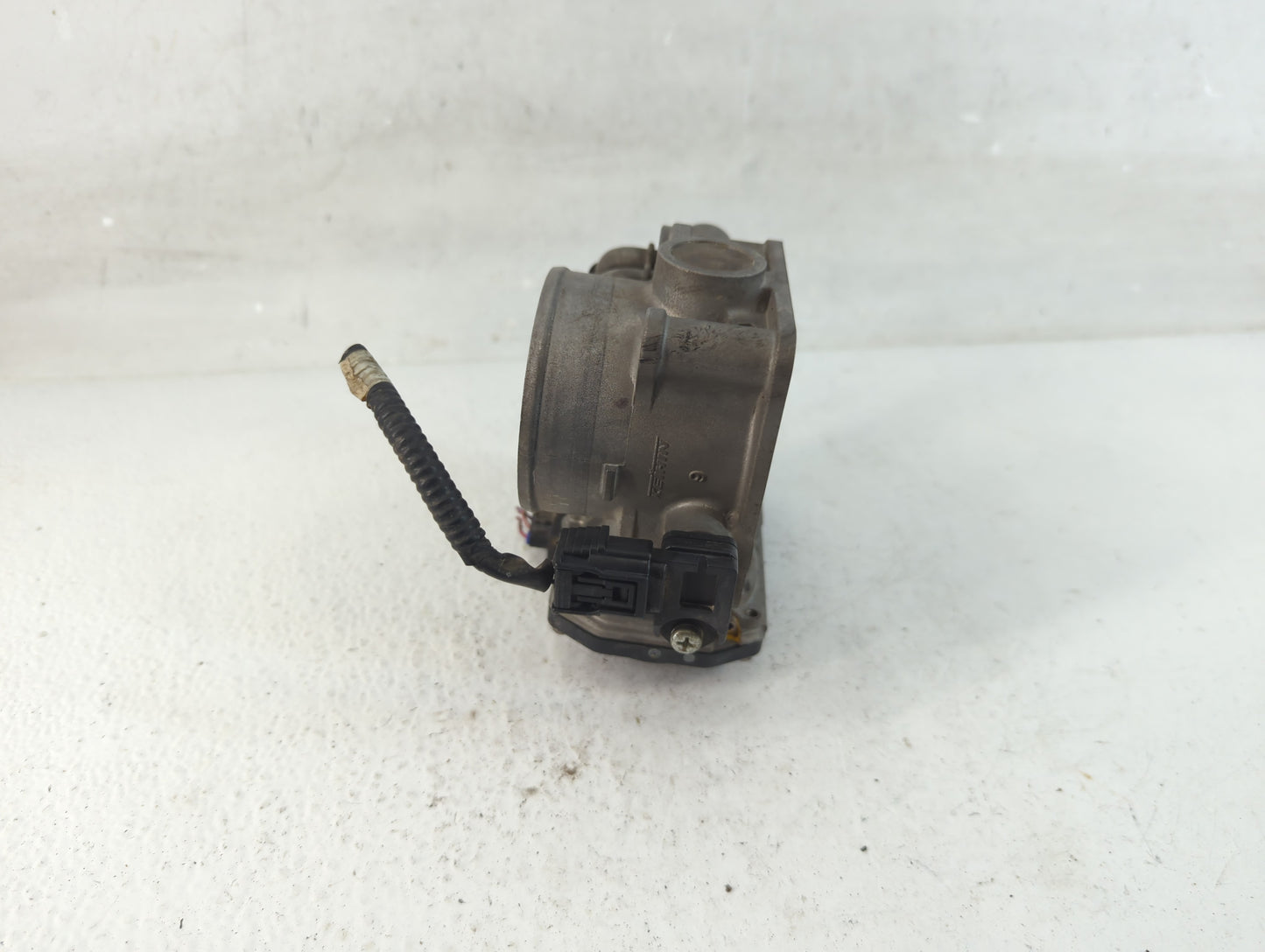 2010-2012 Honda Accord Throttle Body P/N:U31990006391 Fits Fits 2009 2010 2011 2012 2013 2014 2015 2016 2017 OEM Used Auto P
