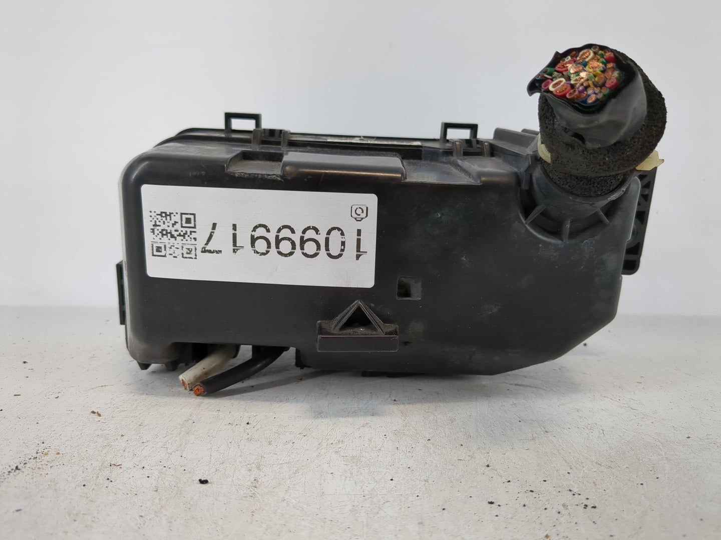 2008-2012 Honda Accord Fusebox Fuse Box Panel Relay Module Fits Fits 2008 2009 2010 2011 2012 OEM Used Auto Parts - Oemuseda