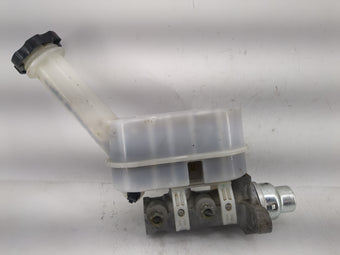 compare product 2008-2012 Honda Accord Brake Master Cylinder 1220753